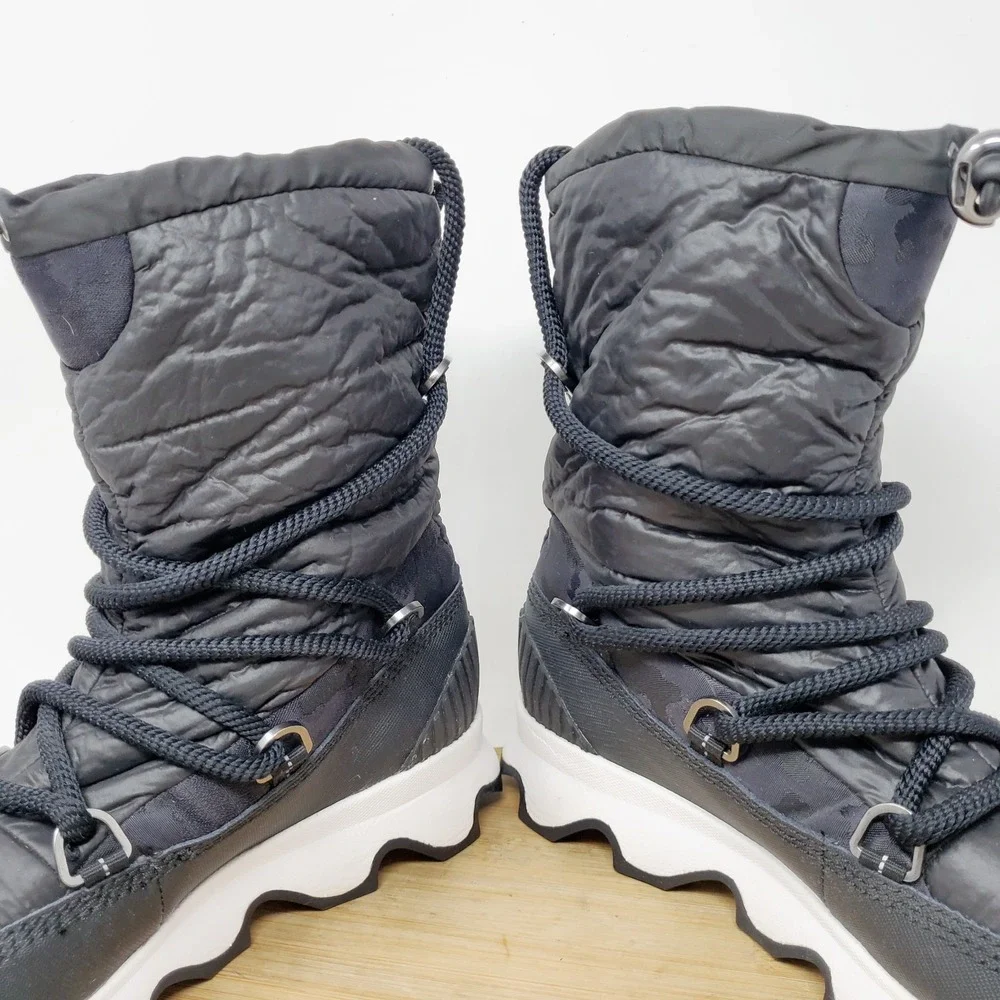 Sorel kinetic boots